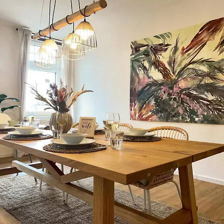 *city, Naehe Hbf, Kingsizebetten, Fitnessecke* Appartement