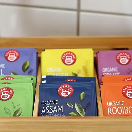 *city, Naehe Hbf, Kingsizebetten, Fitnessecke*