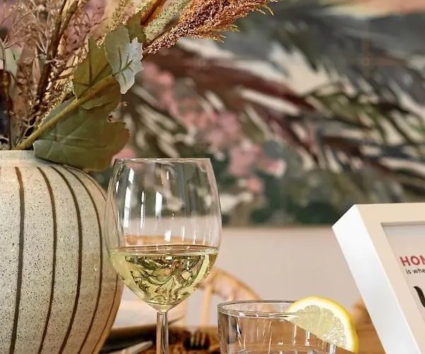 Apartment *city, Naehe Hbf, Kingsizebetten, Fitnessecke*